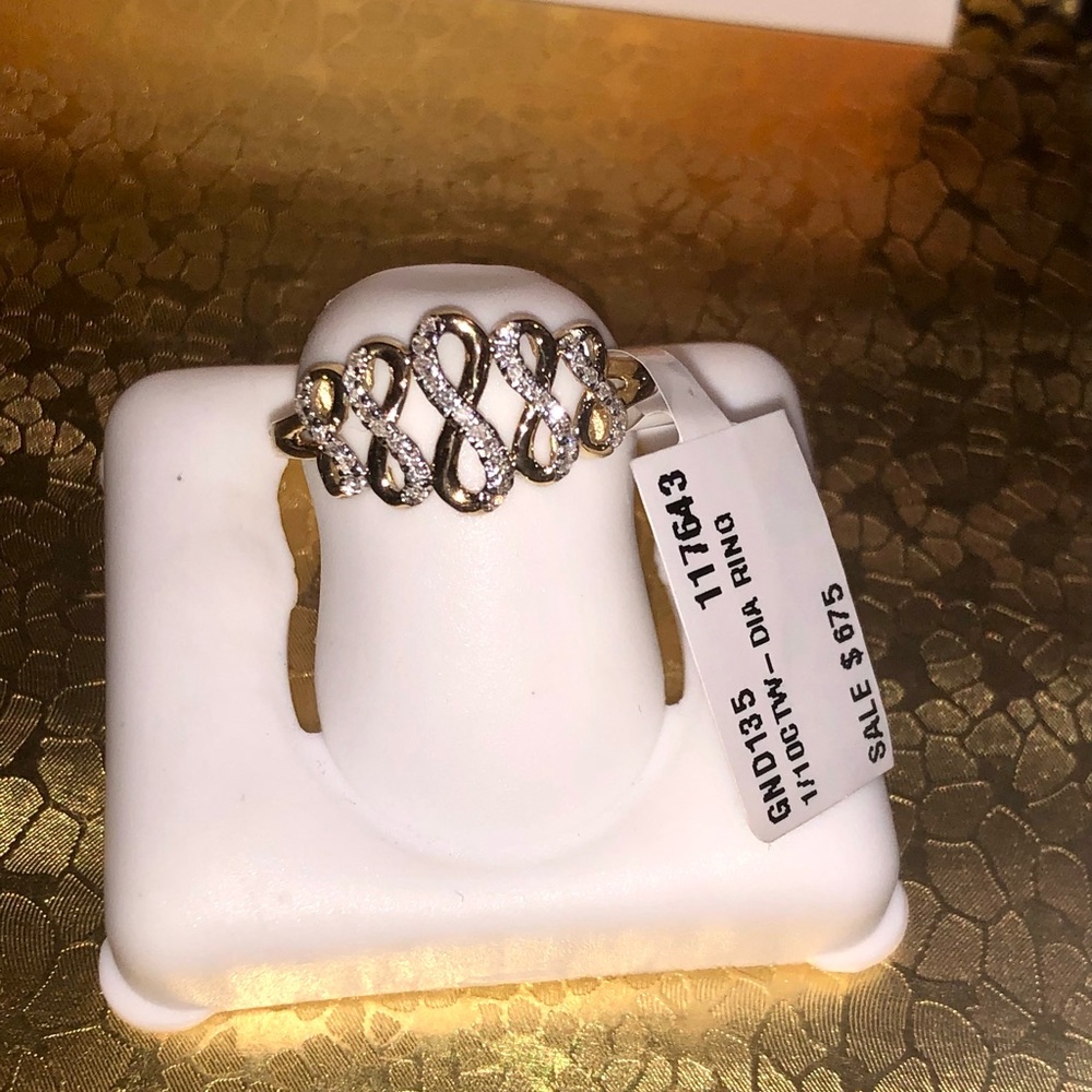 10k solid gold infinity ring, real diamond ring, Not plated, free appraisal, Wow